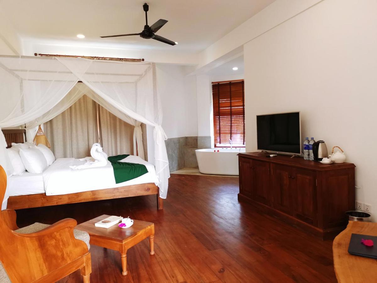 Cardamon Hotel Nilaveli Ngoại thất bức ảnh